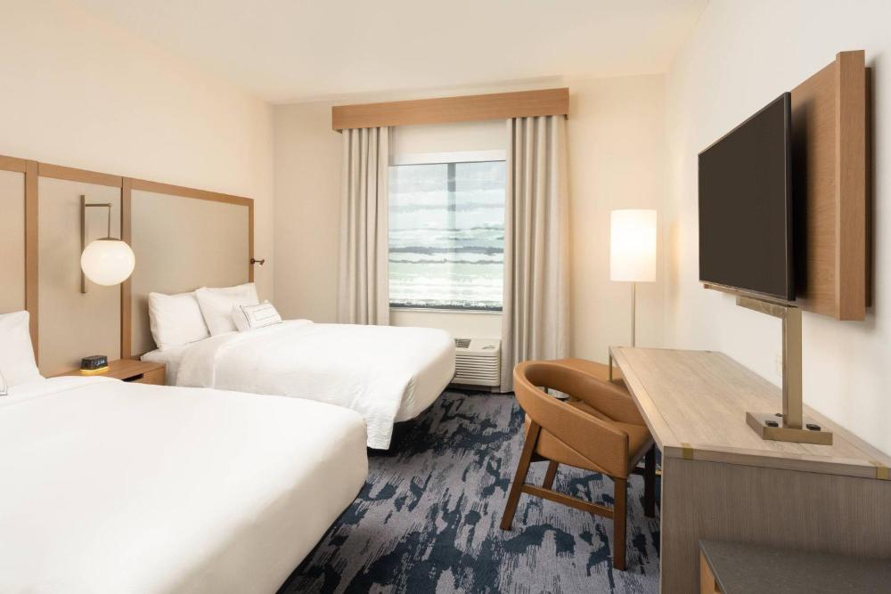 Guest room, 2 Queen interior
